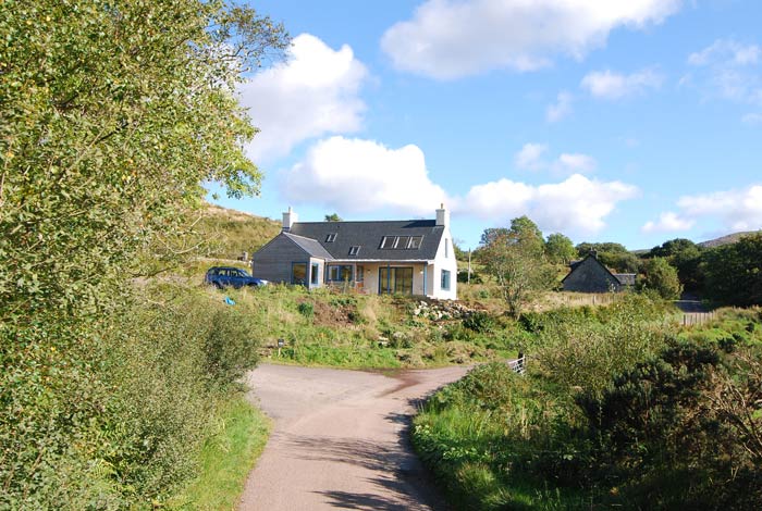 New house by Tom McCardel Associates Architects in Argyll, Scotland