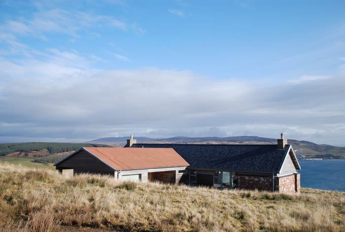 New house by Tom McCardel Associates Architects in Argyll, Scotland
